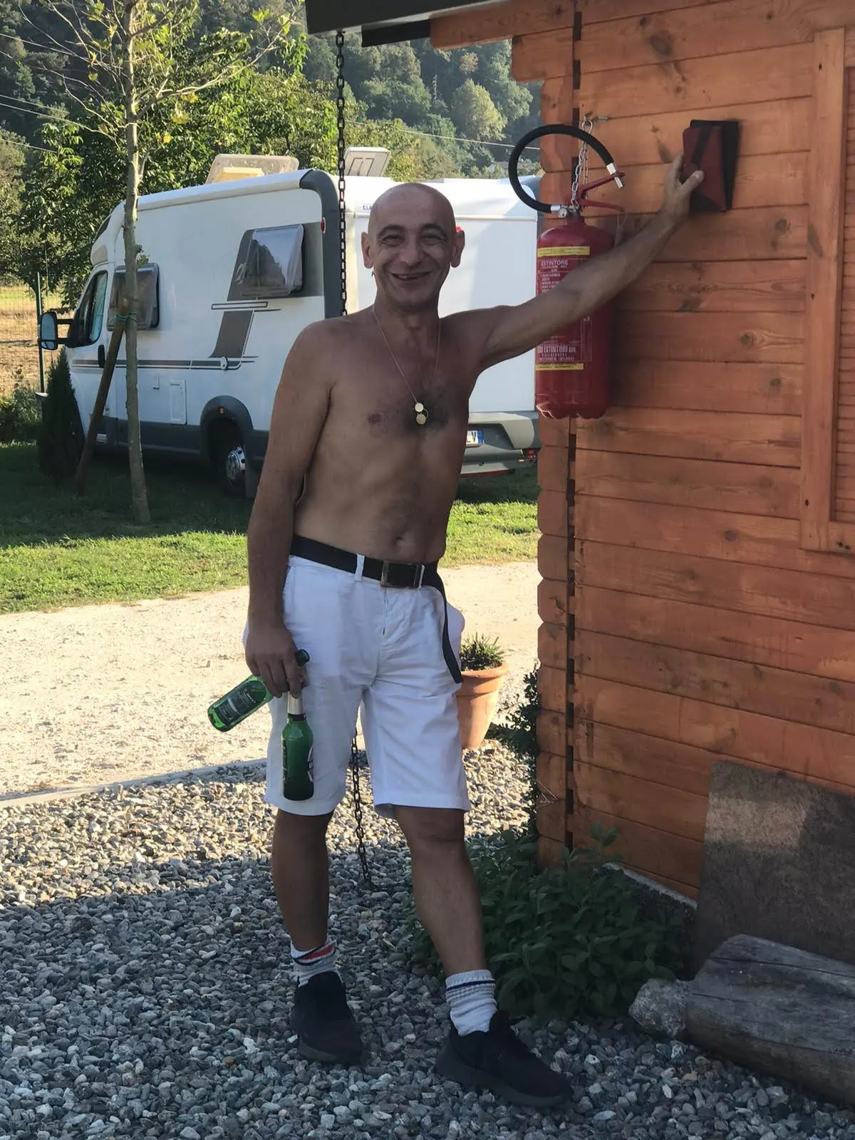Bacco during the day with cold drinks at the parking